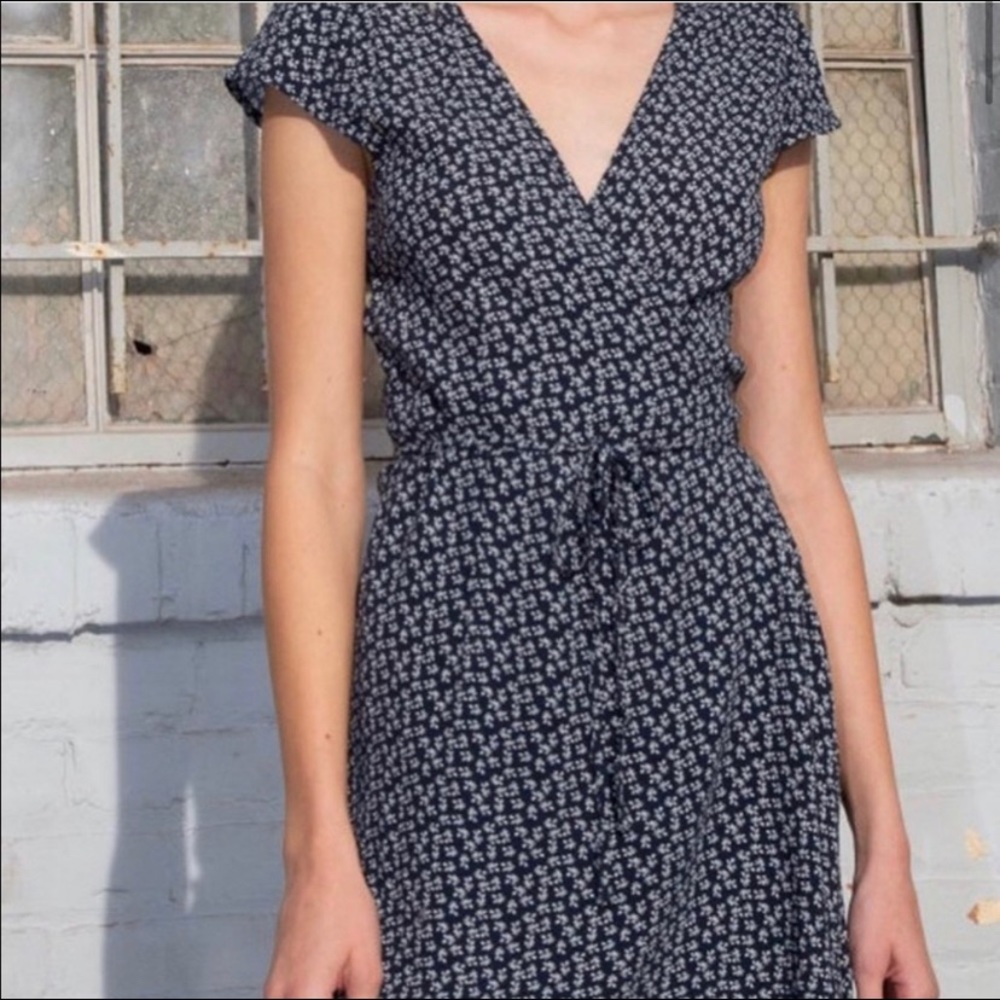 brandy melville floral wrap dress
